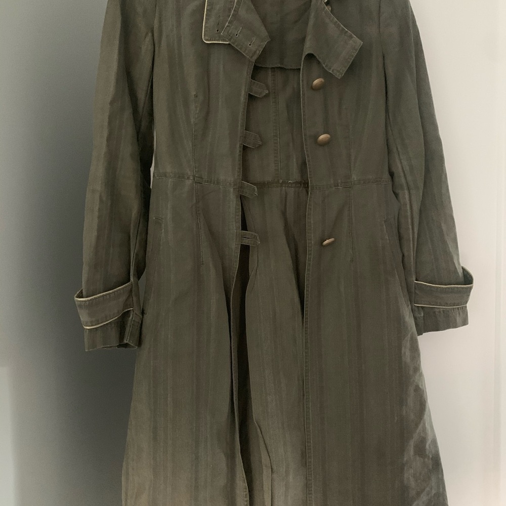 Military style trench by Australian brand Seduce. - Picture 4 of 6